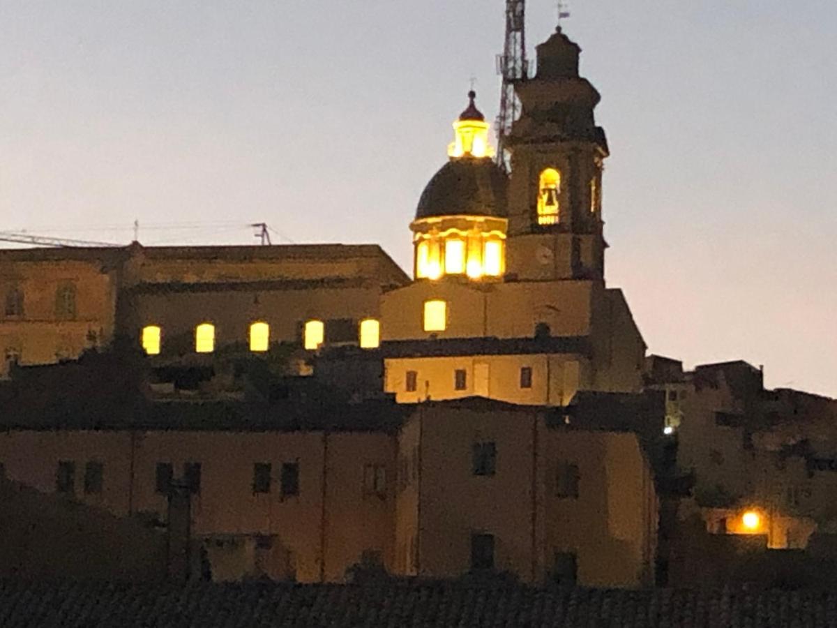 Il Piccolo Attico Caltagirone Exterior foto