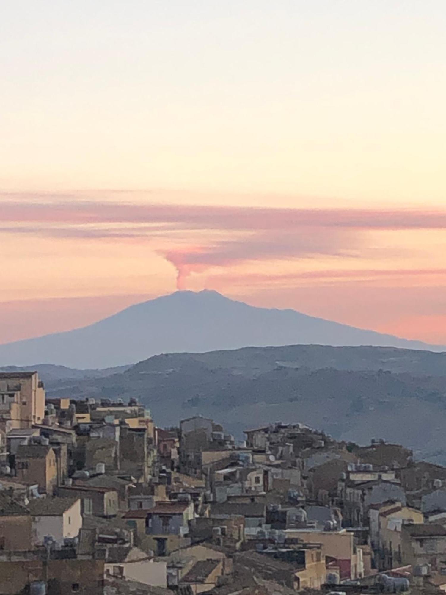 Il Piccolo Attico Caltagirone Exterior foto